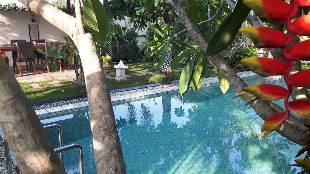 Villa Rosseno - Evelyn Private Pool And Garden Yogyakarta Extérieur photo